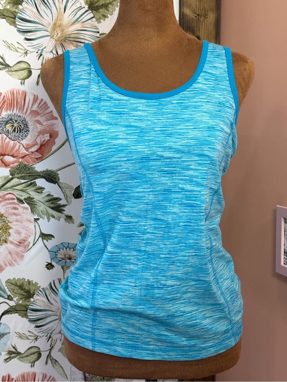 Danskin Now Active Tank — Size M (8–10), Heathered Teal